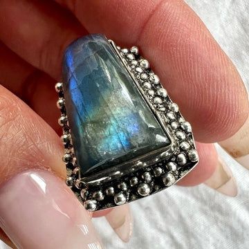 925 Blue Rainbow Flash Labradorite Ring 10.25