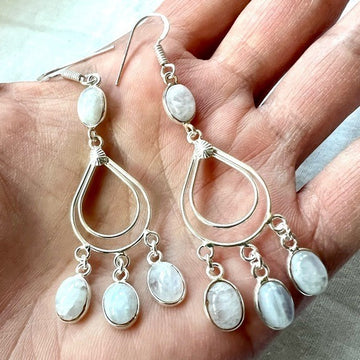 925 Feminine Flash Moonstone Chandelier Earrings