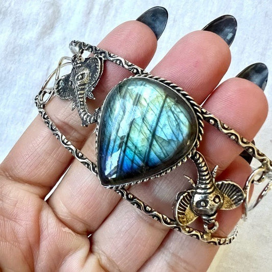 925 Gorgeous Flash Labradorite Cuff Bracelet