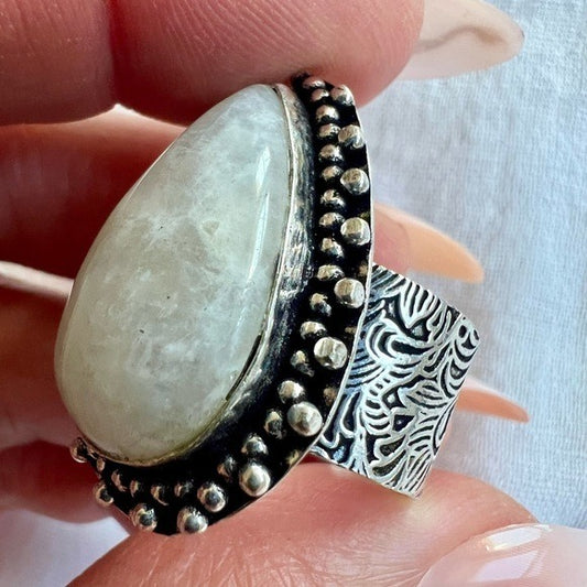 925 Embossed Wide Band Moonstone Ring 9