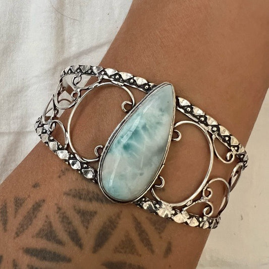 925 Calming Caribbean Teardrop LARIMAR Cuff Braclet