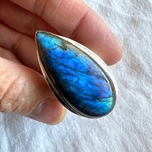 925 Huge Blue Flash Labradorite Ring 8.75