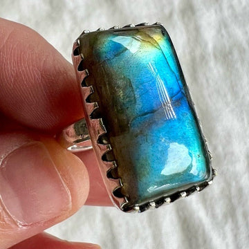 925 Rainbow Flash Labradorite Ring 7.75