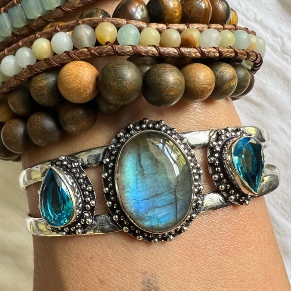 925 WOW! Stunning FLASH LABRADORITE + Blue Topaz Cuff Bracelet