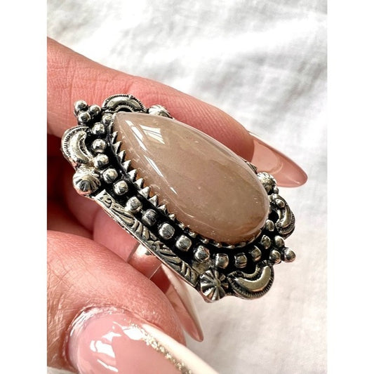 925 Ornate Peach Moonstone Vintage Style Ring 8.5