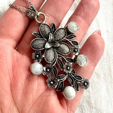 925 Blessings Moonstone Flower Necklace Pendant