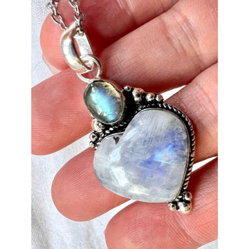 925 OMG OMG ❤️ Amazing Flash Moonstone + Labradorite Pendant necklace ❤️