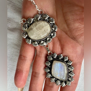 925 WOW! Stunning Rainbow Flash Double Peach Moonstone Necklace