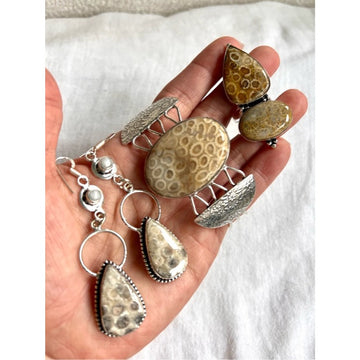 925 OMG OMG Petoskey Stone Fossil Oval Cuff Bracelet