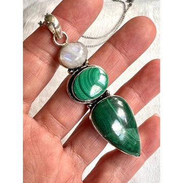 925 GORGEOUS! Rainbow Flash Moonstone + Malachite Pendant Necklace