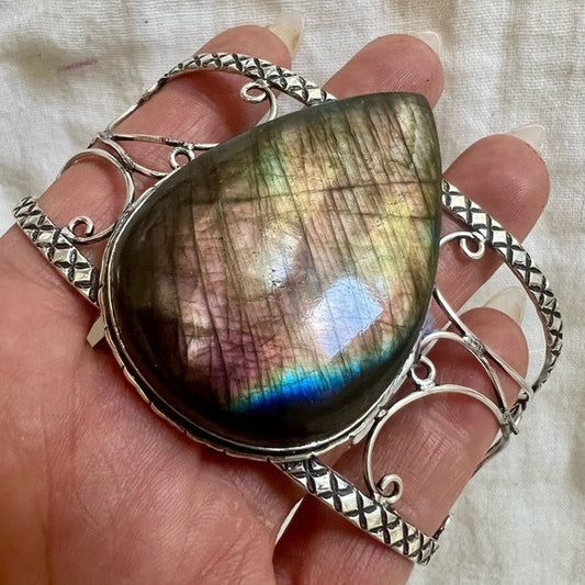 925 HUGE! MYSTIC Dark Flash Purple Flash Labradorite Cuff Bracelet