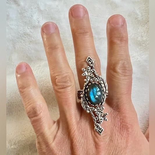 925 Ornamental BLUE FLASH Labradorite Ring 10.5