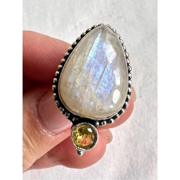925 Peach Moonstone w/ Iridescent Flash! RIng 9