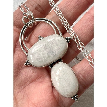 925 Yin Vibes Rainbow Moonstone Pendant Necklace