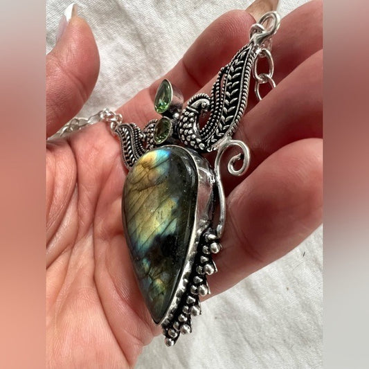 925 Dark Labradorite w/ Bright Angled Flash Necklace