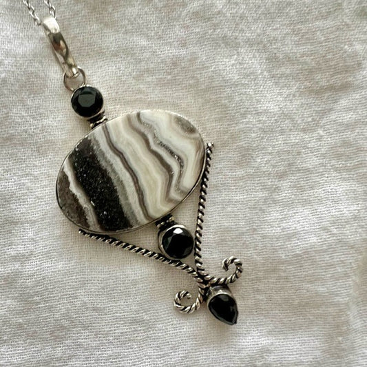 925 Gorgeouse Ornate ZEBRA CALCITE + Onyx Pendant Necklace