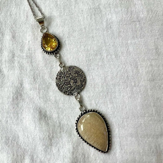 925 Long Cleavage PEACH MOONSTONE Pendant Necklace