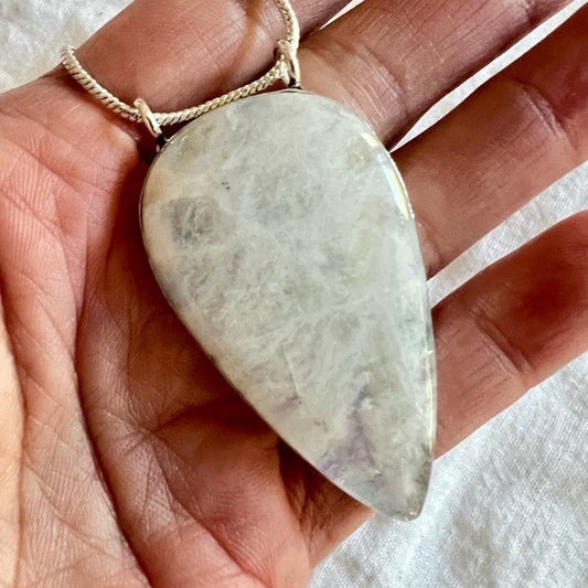925 INCREDIBLE FLASH! Huge Rainbow Moonstone Pendant Necklace