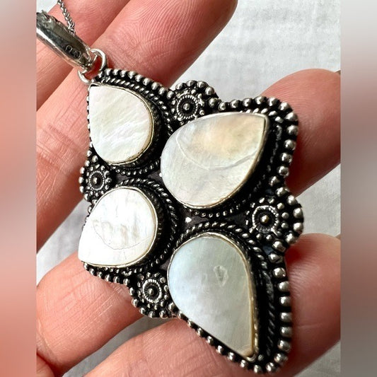925 Beautiful! Ornate Mother of Pearl MOP Necklace Pendant