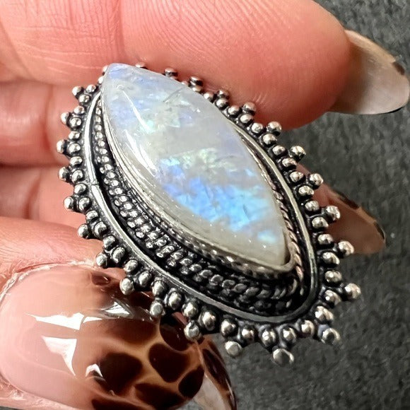 925 WOW! OMG! So Gorg! Rainbow Flash Moonstone Ring 7.25