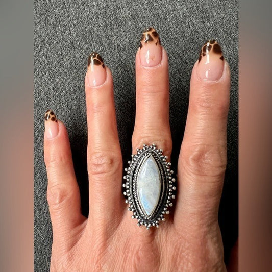 925 WOW! OMG! So Gorg! Rainbow Flash Moonstone Ring 7.25