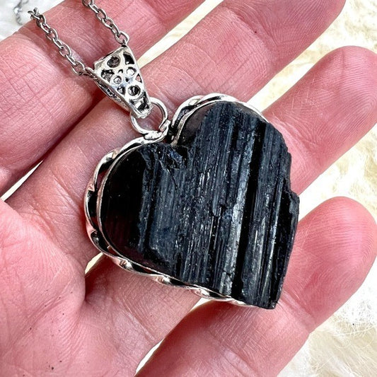 925 RAW BLACK TOURMALINE ❤️ Heart Pendant Necklace