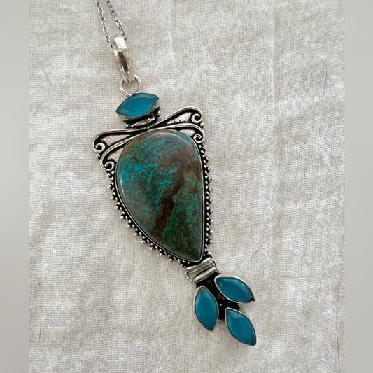 925 AMAZING! Gorgeous Chrysocolla + Chalcedony Pendant Necklace
