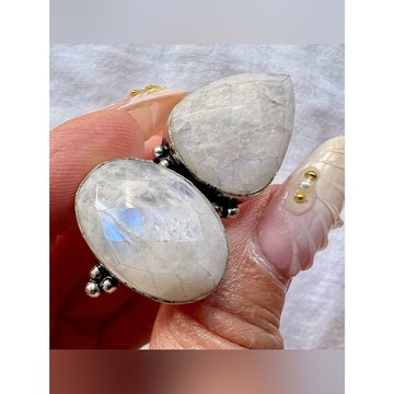 925 OMG OMG Faceted Blue Rainbow Flash Moonstone Ring 6.75