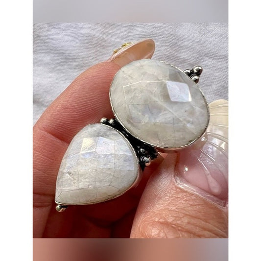 925 OMG OMG Faceted Blue Rainbow Flash Moonstone Ring 6.75
